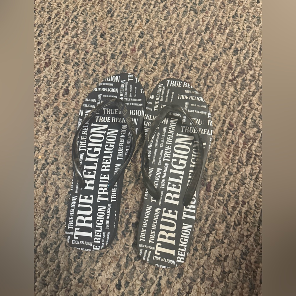 True Religion Women’s Black and White Flip Flops